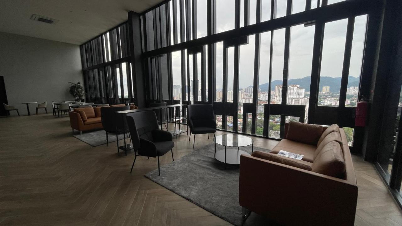Pangsapuri 2br Luxury #rooftoppool #beacon