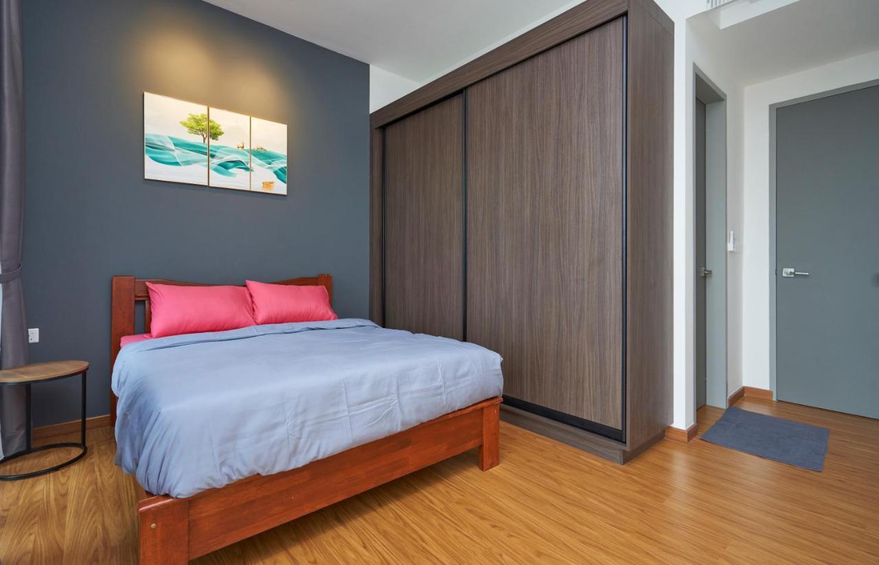 2br Luxury #rooftoppool #beacon Georgetown